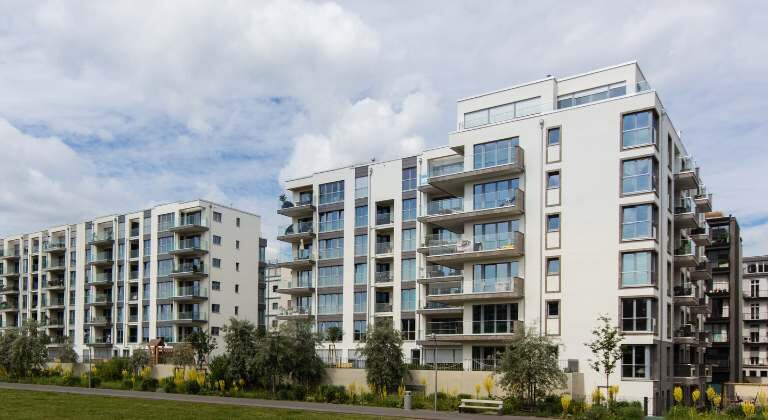 3 BHK vs 4 BHK Flat in Zirakpur: Complete Family Buying Guide (2026)